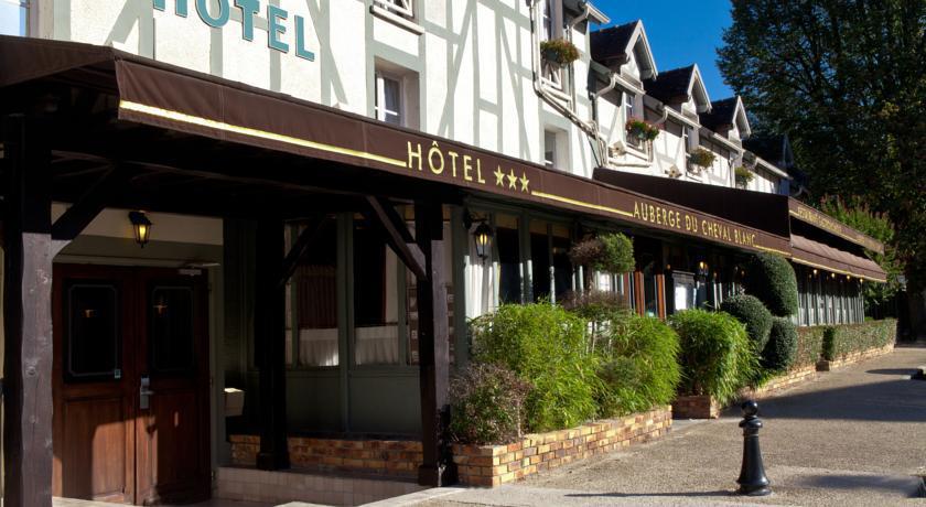 Hotel Du Cheval Blanc - Paris Marne La Vallee Disneyland Paris Bagian luar foto