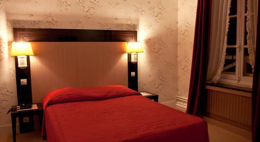 Hotel Du Cheval Blanc - Paris Marne La Vallee Disneyland Paris Bagian luar foto